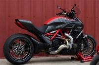 Alle originele en vervangende onderdelen voor uw Ducati Diavel Carbon 1200 2012.